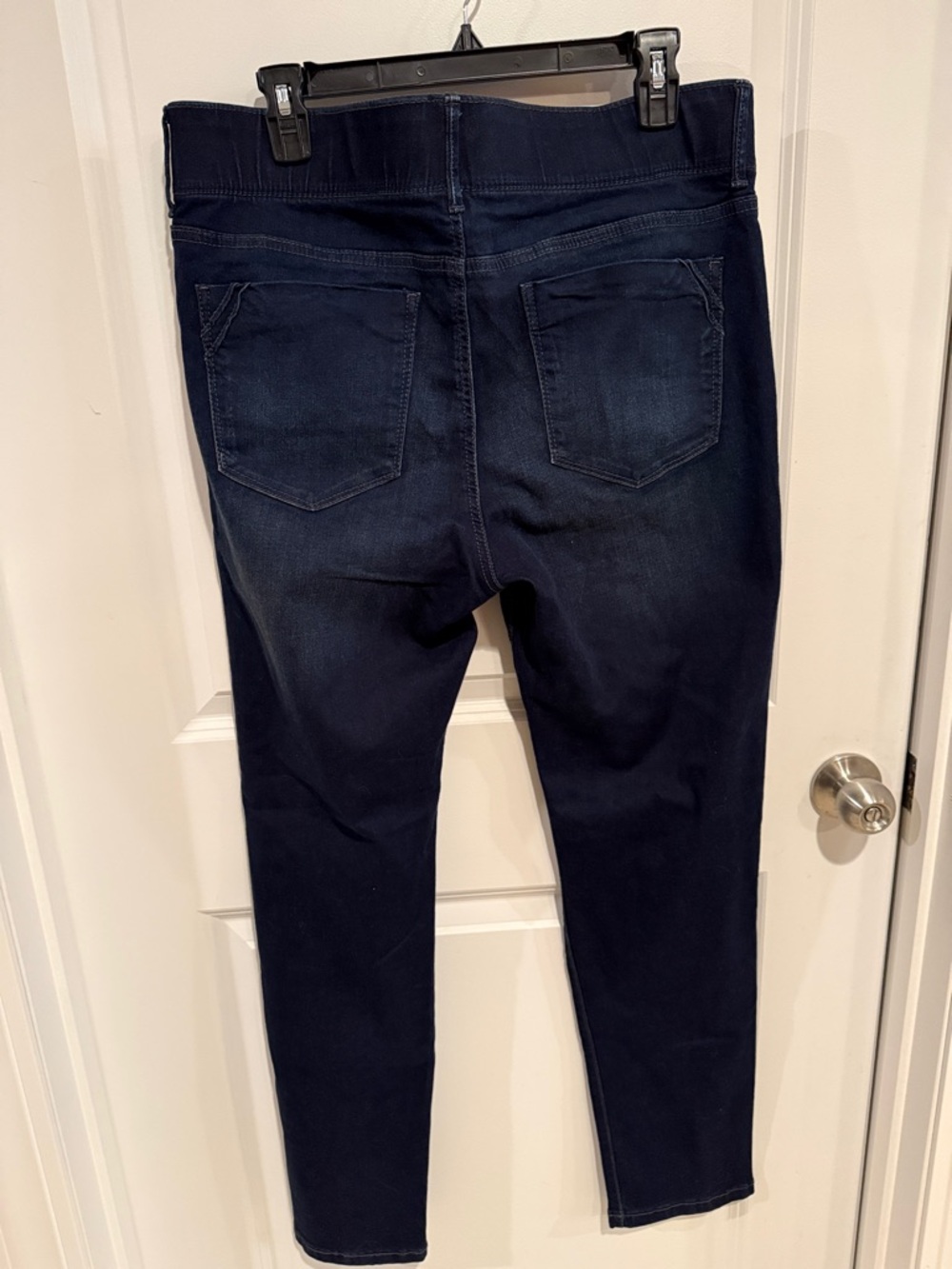 Apt. 9 Navy Blue Straight Leg Jeans - Picture 6 of 6